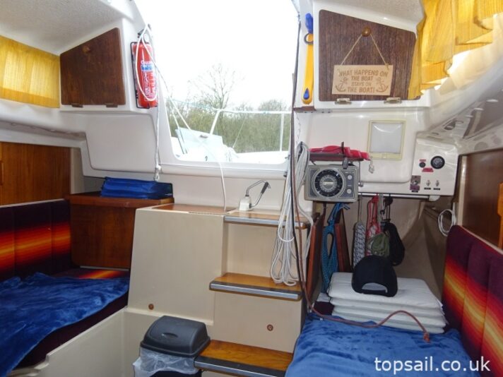 1987 Pegasus 700 (Shallow Fin Keel)