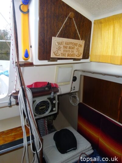 1987 Pegasus 700 (Shallow Fin Keel)