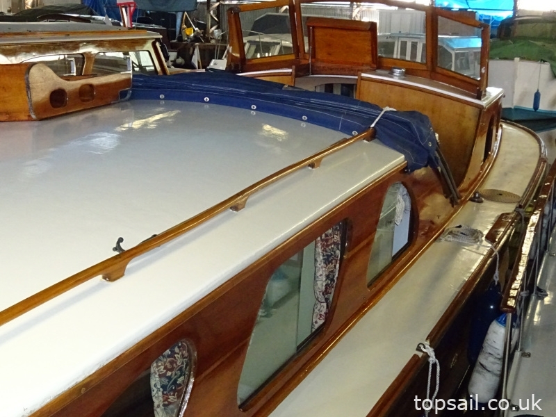 1950 Merrywind Classic Centre Cockpit Motor Cruiser