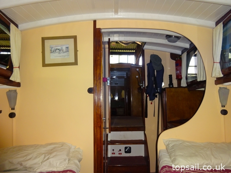 1950 Merrywind Classic Centre Cockpit Motor Cruiser
