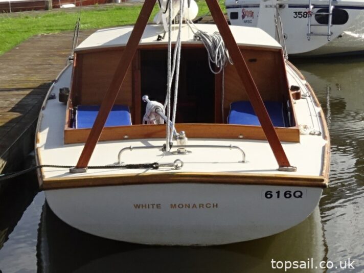 2007 GRP Broads Thurne-Type Sailing Cruiser