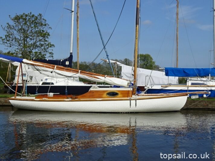 2007 GRP Broads Thurne-Type Sailing Cruiser