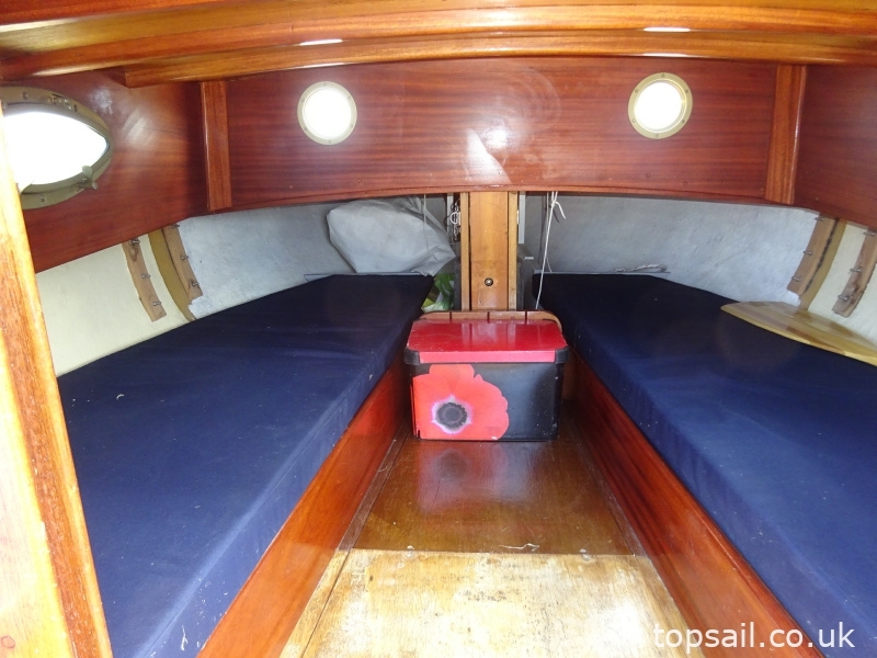 2007 GRP Broads Thurne-Type Sailing Cruiser