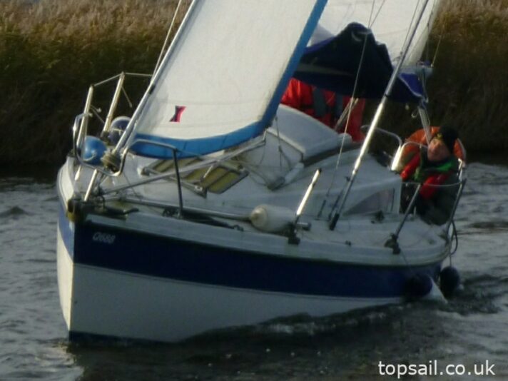 1985 Pegasus 700 (Shallow Fin, Diesel Inboard!)