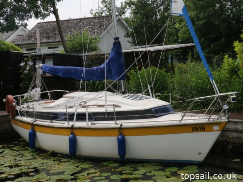 1983 Newbridge Venturer 22