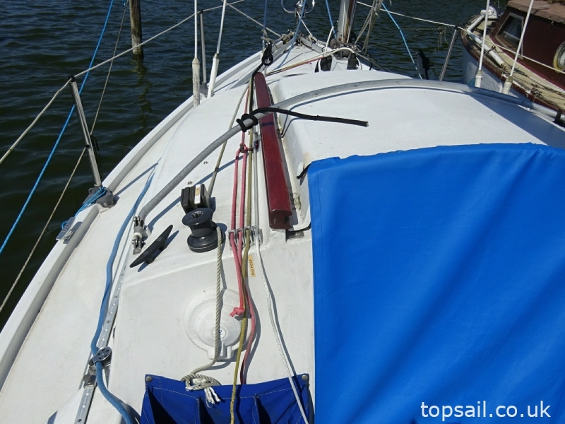 1987 Pegasus 700 (Shallow Fin Keel)