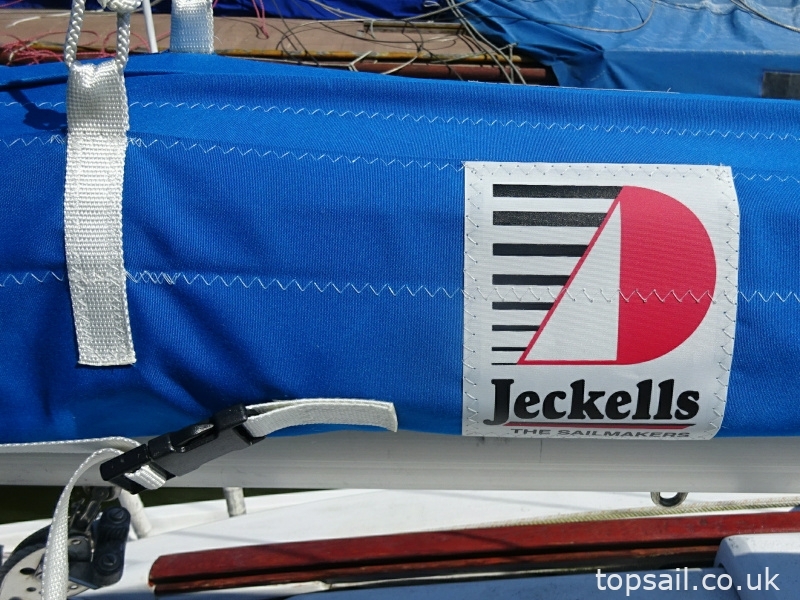 1987 Pegasus 700 (Shallow Fin Keel)