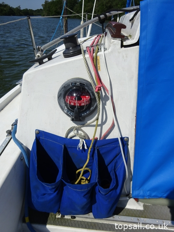 1987 Pegasus 700 (Shallow Fin Keel)