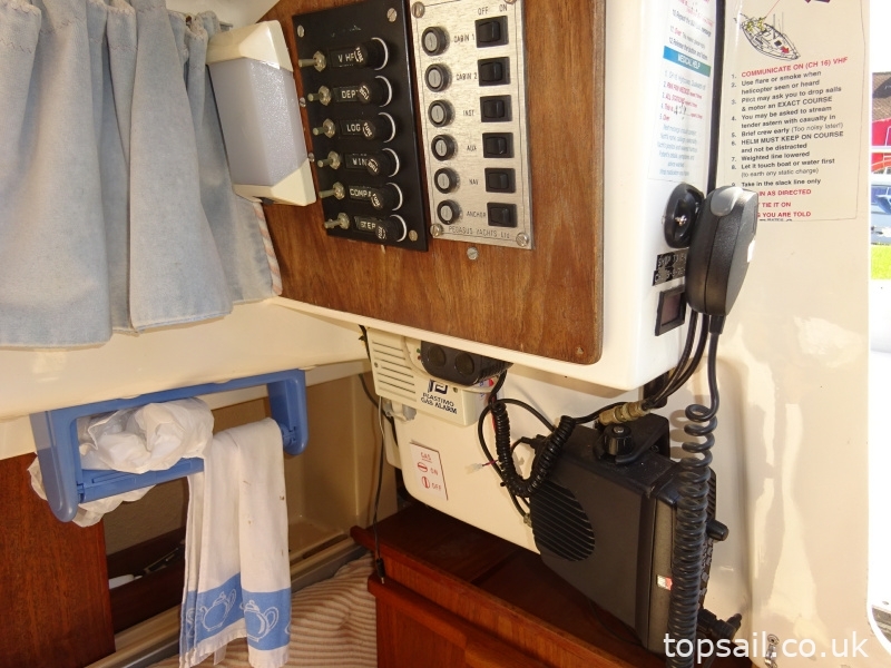 1987 Pegasus 700 (Shallow Fin Keel)