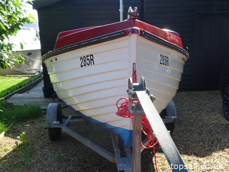 1986 Shearwater Clinker Dinghy (Diesel Inboard) & Trailer