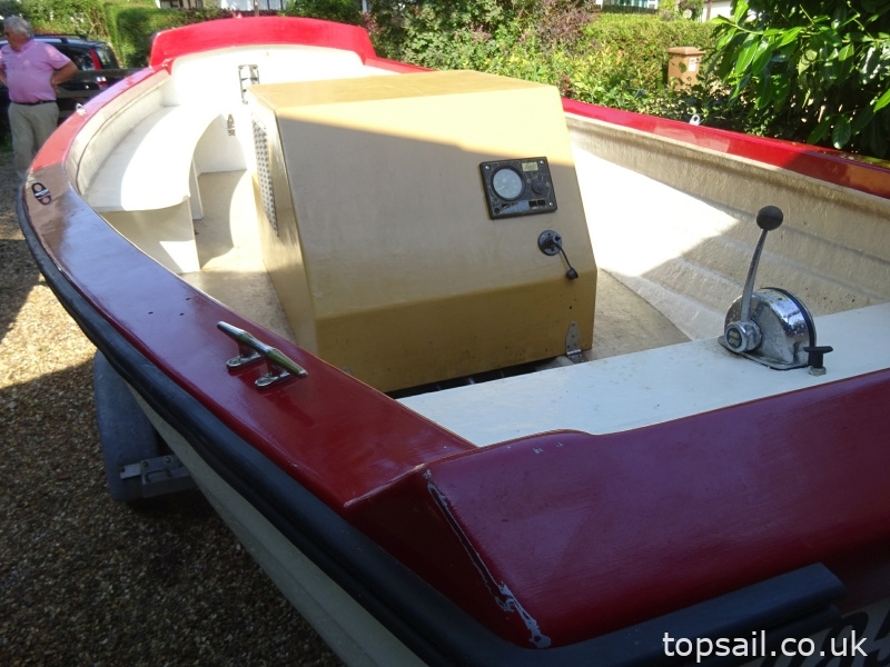 1986 Shearwater Clinker Dinghy (Diesel Inboard) & Trailer
