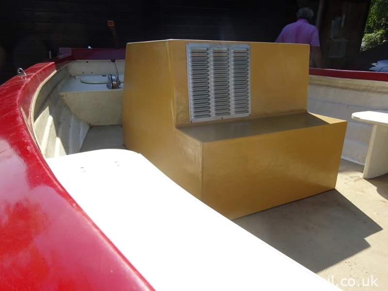 1986 Shearwater Clinker Dinghy (Diesel Inboard) & Trailer