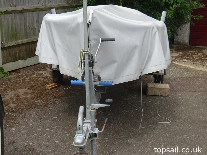 2006 Gaff Rigged Sailing Dinghy & Trailer