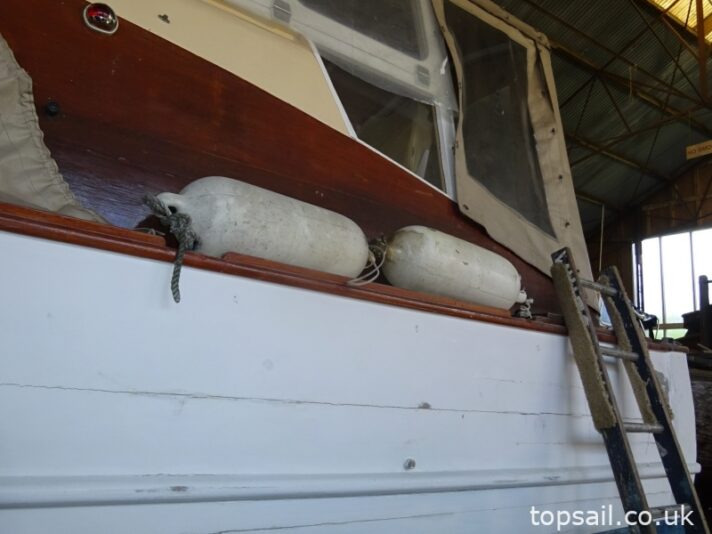 1959 Hampton 22 Aft Cockpit Classic Motor Cruiser