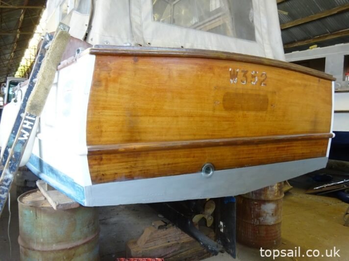 1959 Hampton 22 Aft Cockpit Classic Motor Cruiser