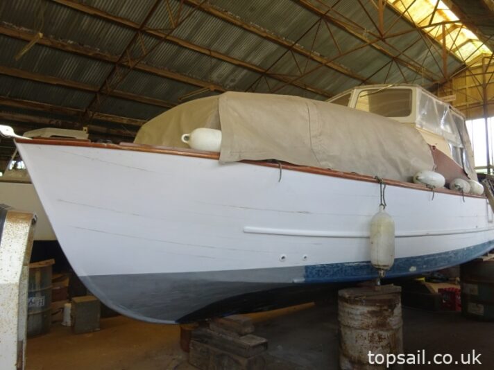 1959 Hampton 22 Aft Cockpit Classic Motor Cruiser
