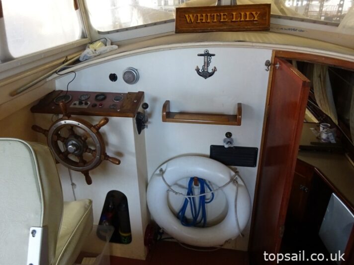 1959 Hampton 22 Aft Cockpit Classic Motor Cruiser