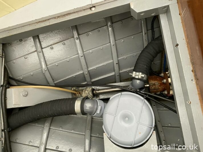 1988 Finesse 21 (Trailer Available)