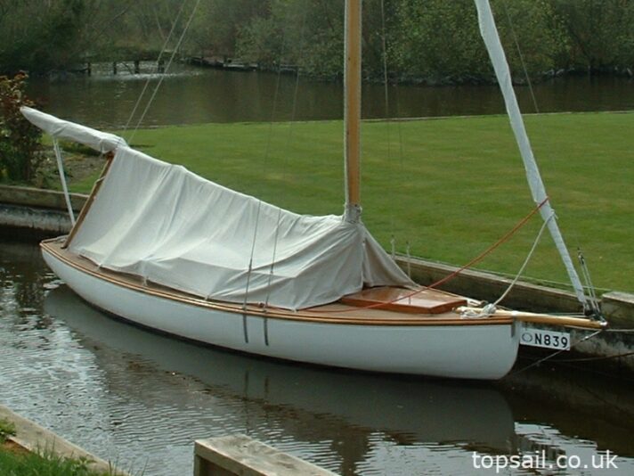 1991 GRP White Boat with Cuddy Cabin