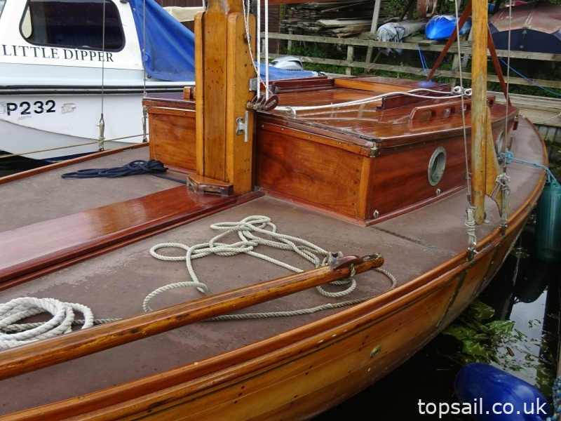 1924 Gaff Rigged River Cruiser Class Yacht