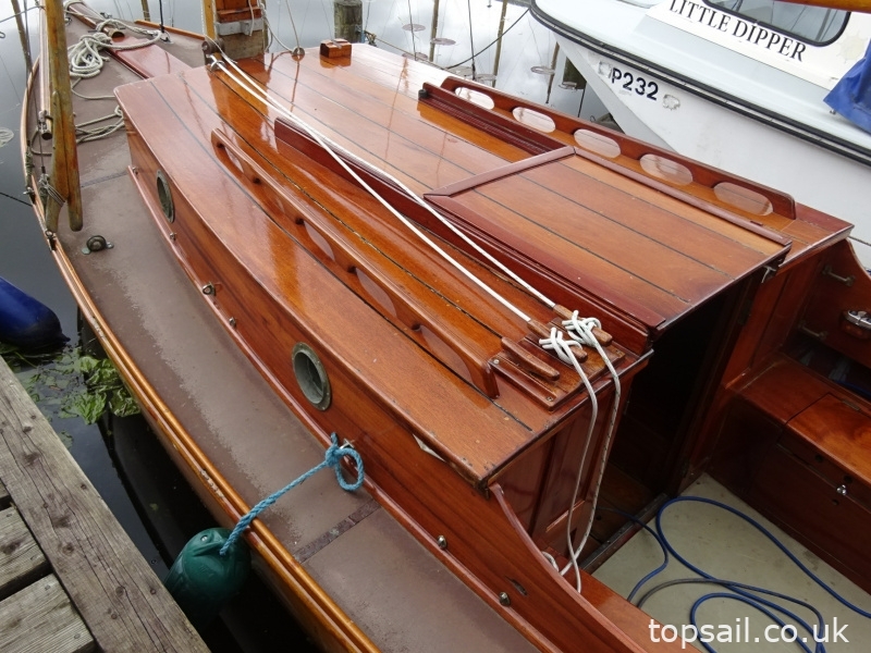 1924 Gaff Rigged River Cruiser Class Yacht