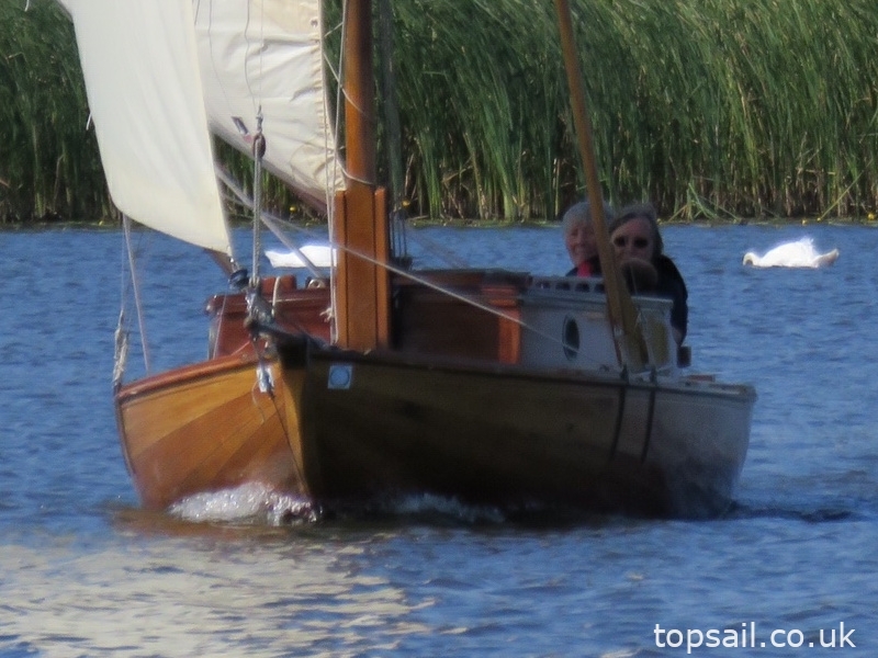 1924 Gaff Rigged River Cruiser Class Yacht