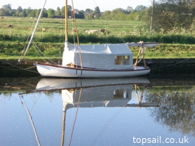 1995 GRP Broads Sailing Cruiser