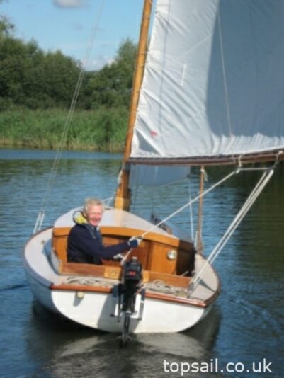 1995 GRP Broads Sailing Cruiser