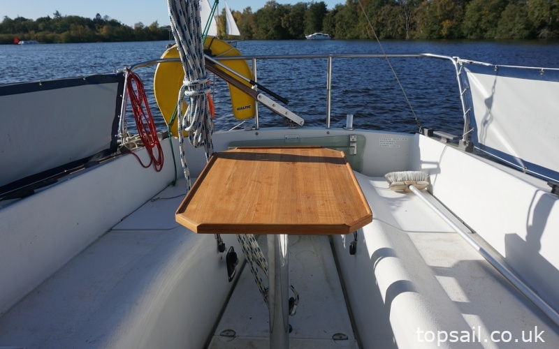 1988 Pegasus 700 (Shallow Fin, Diesel Inboard!)