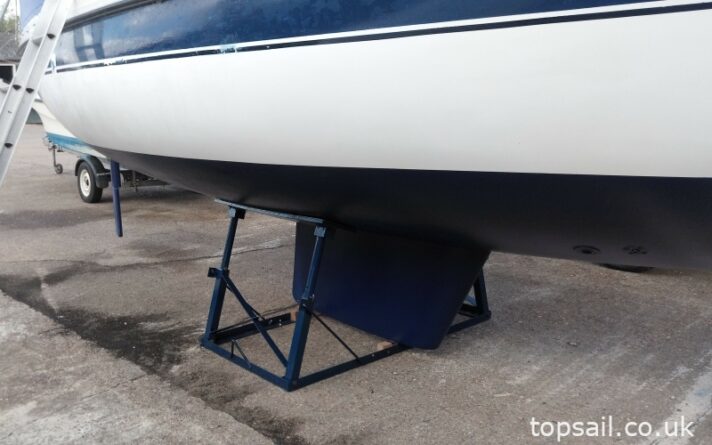 1988 Pegasus 700 (Shallow Fin, Diesel Inboard!)