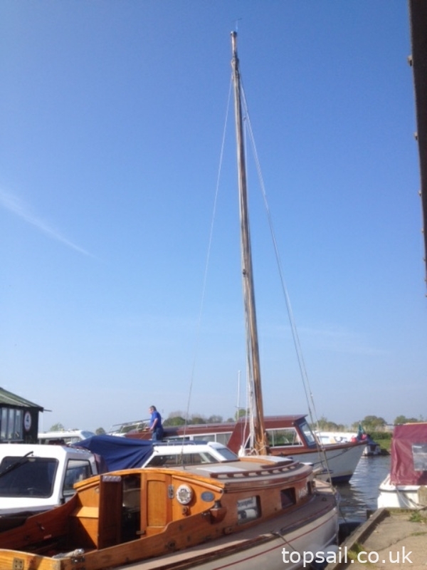 1949 Moore’s Reedling Class River Cruiser Project