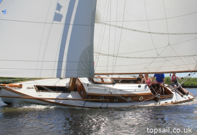 1924 Ernest Collins River Cruiser Yacht