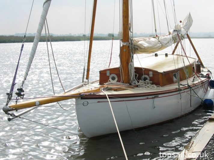1935 River Cruiser Class Yacht