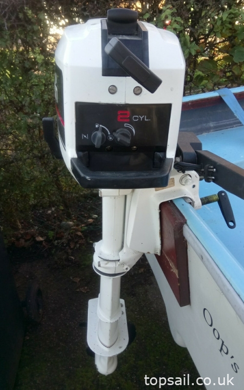 10ft GRP Rowing Dinghy/Yacht Tender & Trailer