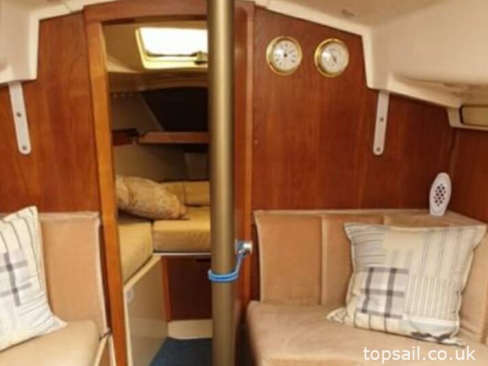1987 Pegasus 700 (Shallow Fin, Diesel Inboard!)
