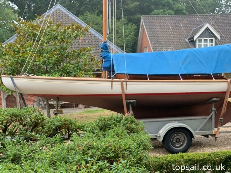 1996 GRP Broads One Design (BOD, Brown Boat) & Trailer