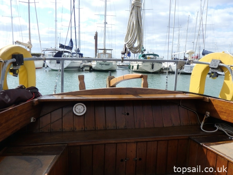 1971 Sea King 27 Cutter