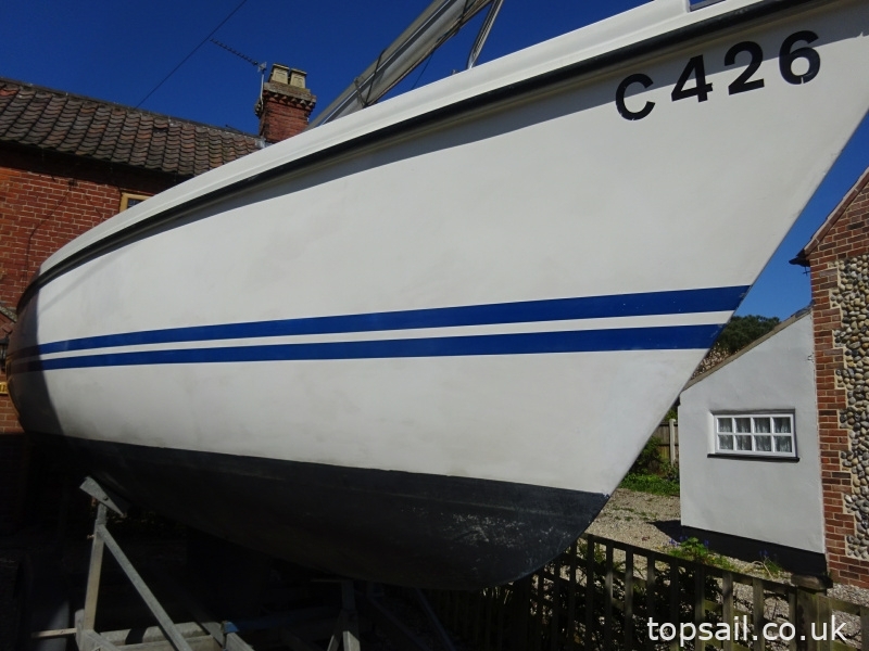 1986 Pegasus 800 & Trailer (Lifting Keel, Heads Compartment!)