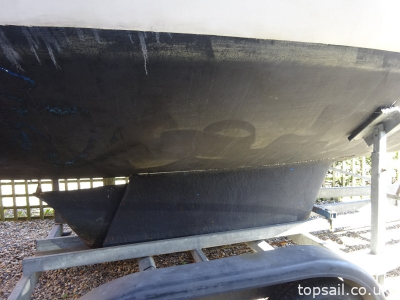 1986 Pegasus 800 & Trailer (Lifting Keel, Heads Compartment!)