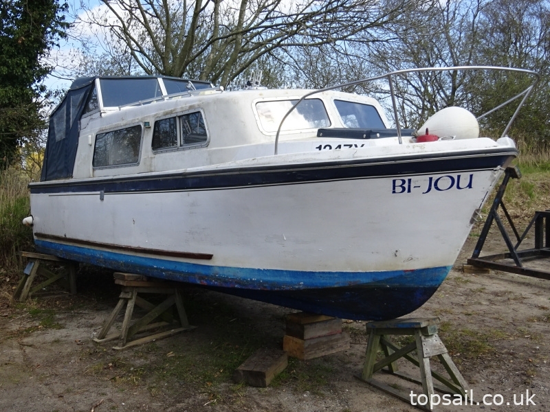 1975 Norman 23 Aft Cockpit Motor Cruiser