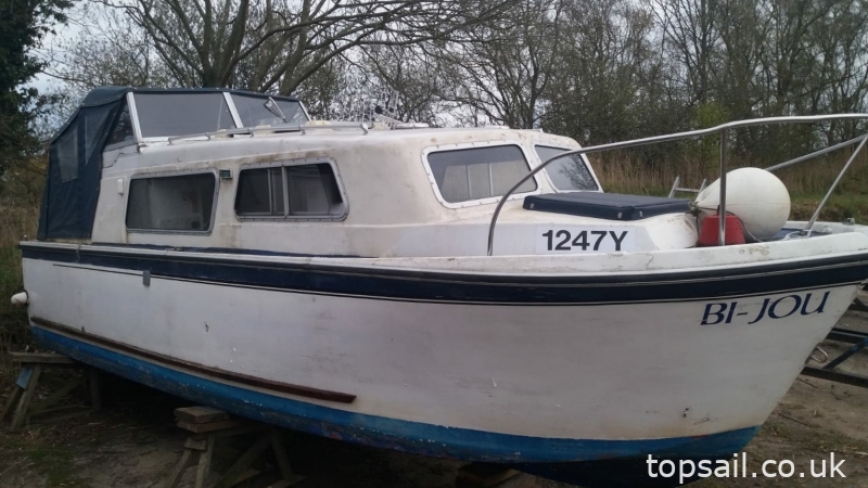 1975 Norman 23 Aft Cockpit Motor Cruiser