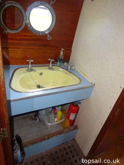 1970 Herbert Woods Proud Lady Class Yacht