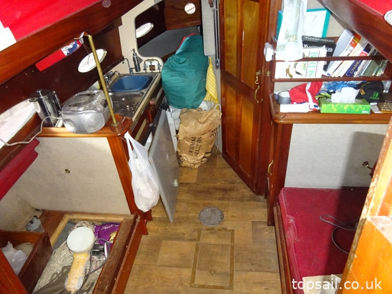 1980 Landamore 28 Broads Yacht Project (GRP Hull)