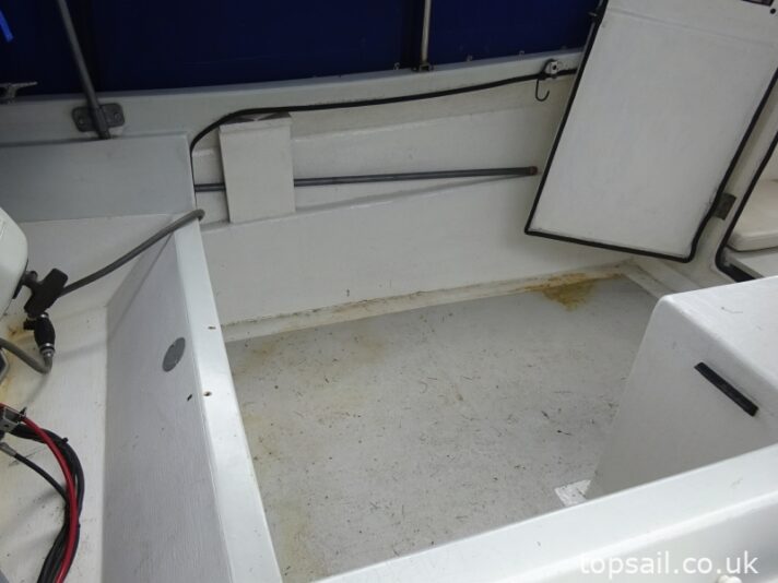 1986 Pilot 490 Cabin Cruiser & Trailer