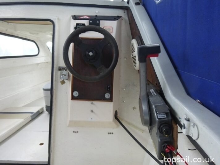 1986 Pilot 490 Cabin Cruiser & Trailer