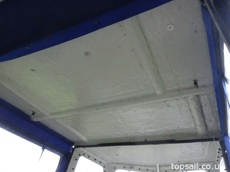 1986 Pilot 490 Cabin Cruiser & Trailer