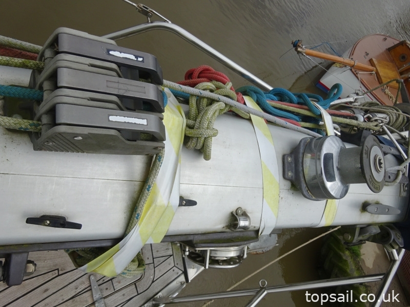 1987 Oyster 406DS (Deck Saloon)