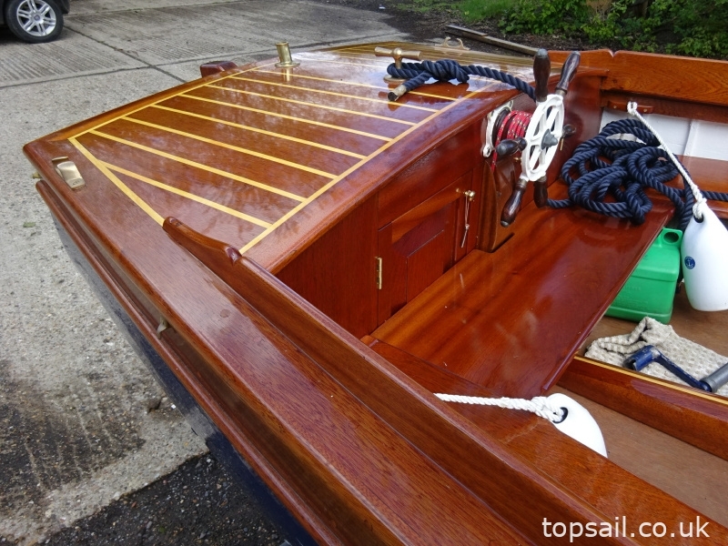 Classic Motor Launch & Trailer