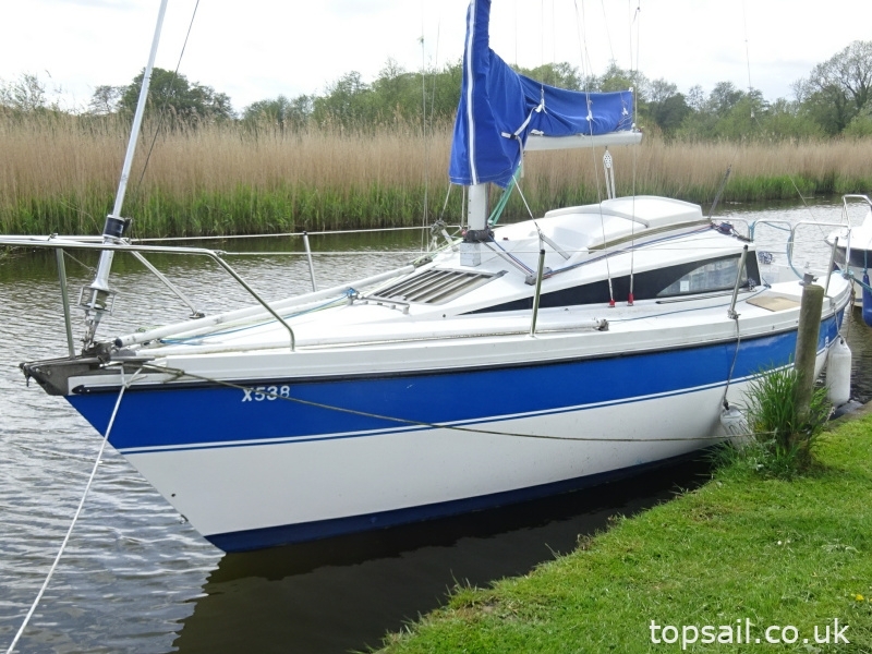 1984 Pegasus 700 (Shallow Fin)