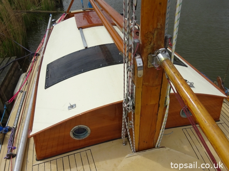 1982 Easticks 28 River Cruiser (GRP Hull)